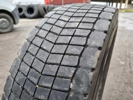 Opony ciężarowe 265/70R19.5 CONTINENTAL CONTI HYBRID HD3 / 10-12mm