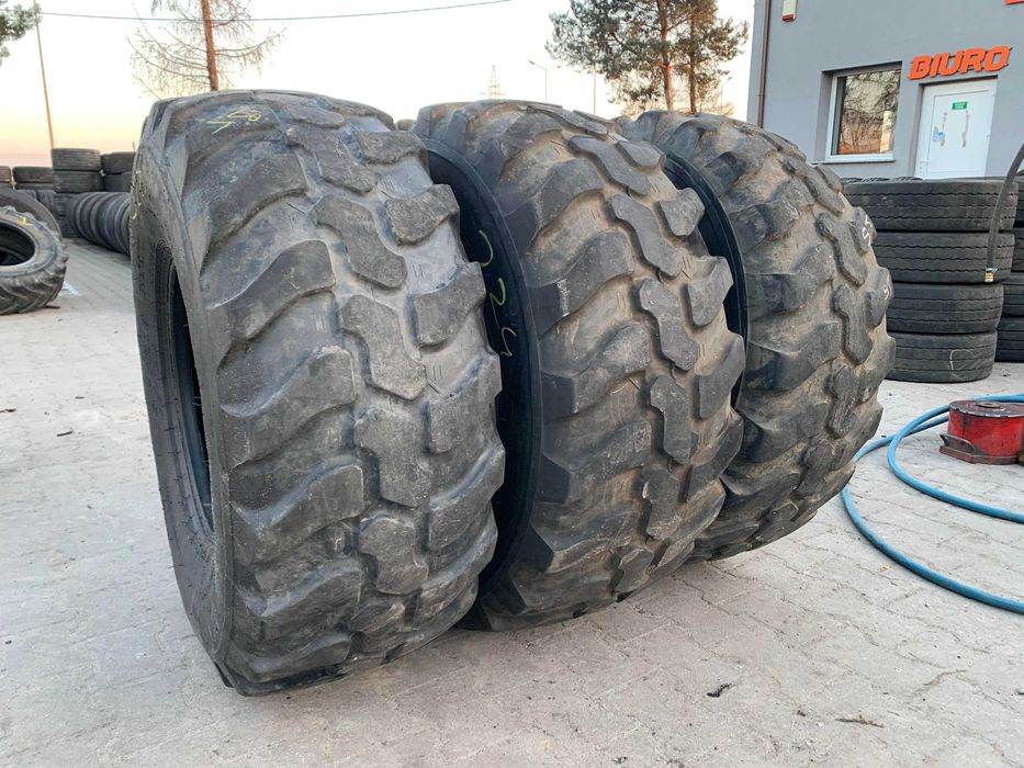 Opona przemysłowa do ładowarek 405/70R18 DUNLOP SPT 9 , MITAS EM-01 Opona przemysłowa do ładowarek 405/70R18 DUNLOP SPT 9 , MITAS EM-01