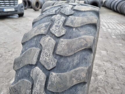 Opona przemysłowa  365/70R18 DUNLOP SPT9 SP T9