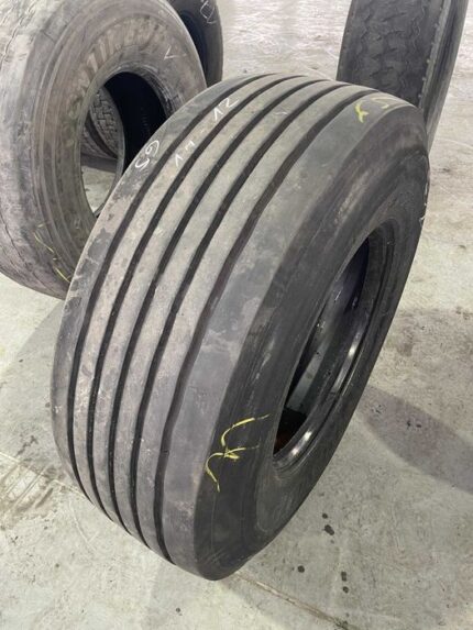  Opony ciężarowe 385/65R22.5 DUNLOP SP252  / 11-12mm