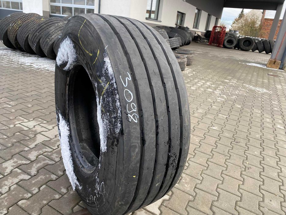 Opony ciężarowe 385/65R22.5 GOODYEAR KMAX T / 14-15mm Opony ciężarowe 385/65R22.5 GOODYEAR KMAX T / 14-15mm