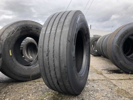  Opony ciężarowe 385/65R22.5 BARUM BT200 ROAD / 11mm