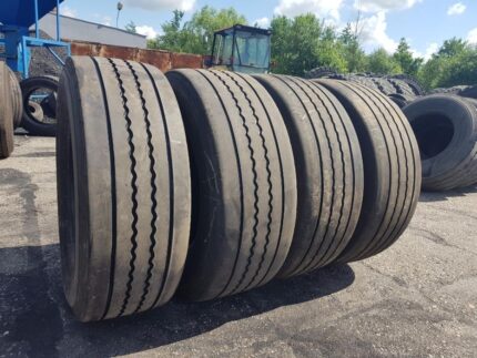  Opony ciężarowe 385/65R22.5 BARUM BT200 ROAD / Nacinana