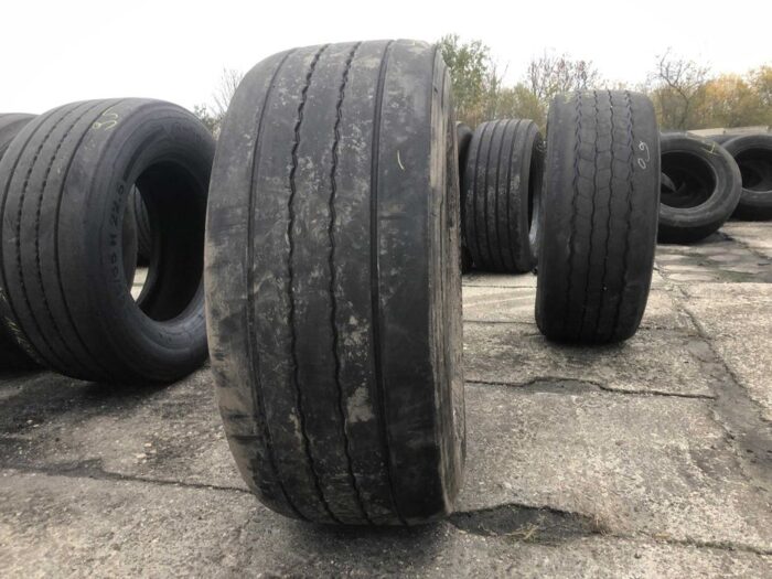 Opony ciężarowe 385/55R22.5 CONTINENTAL CONTI HYBRID HT3 / 6-8mm