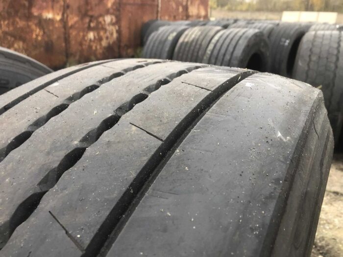 Opony ciężarowe 385/55R22.5 CONTINENTAL CONTI HYBRID HT3 / 11-13mm