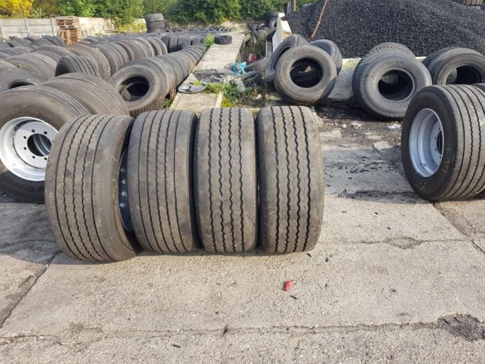 Opony ciężarowe 385/55R22.5 KOŁA DO PRZYCZEP ROLNICZYCH 8-otworów