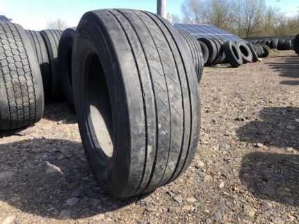  Opony ciężarowe 385/55R22.5 GOODYEAR FUELMAX S / 8-9mm