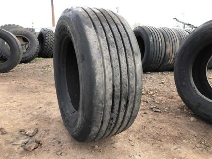  Opony ciężarowe 385/55R22.5 DUNLOP SP252 / 10-11mm