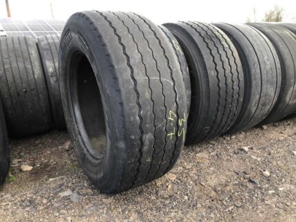 Opony ciężarowe 385/55R22.5 PIRELLI ST:01 TRIATHLON / 4-7mm