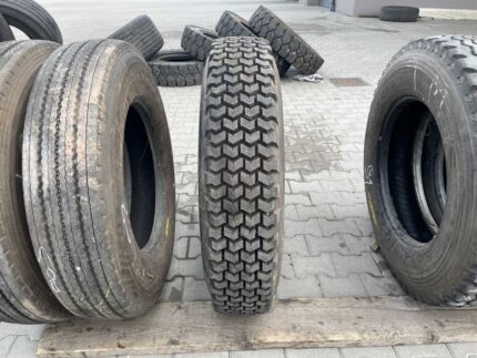  Opona ciężarowa 10R22.5 BIEŻNIKOWANA TYP CONTINENTAL HDW / 100% Bieżnika