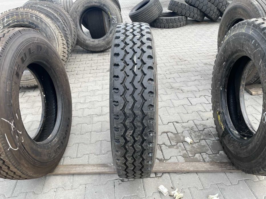 Opona ciężarowa 10R22.5 BIEŻNIKOWANA TYP MICHELIN UZY / 100% Bieżnika Opona ciężarowa 10R22.5 BIEŻNIKOWANA TYP MICHELIN UZY / 100% Bieżnika