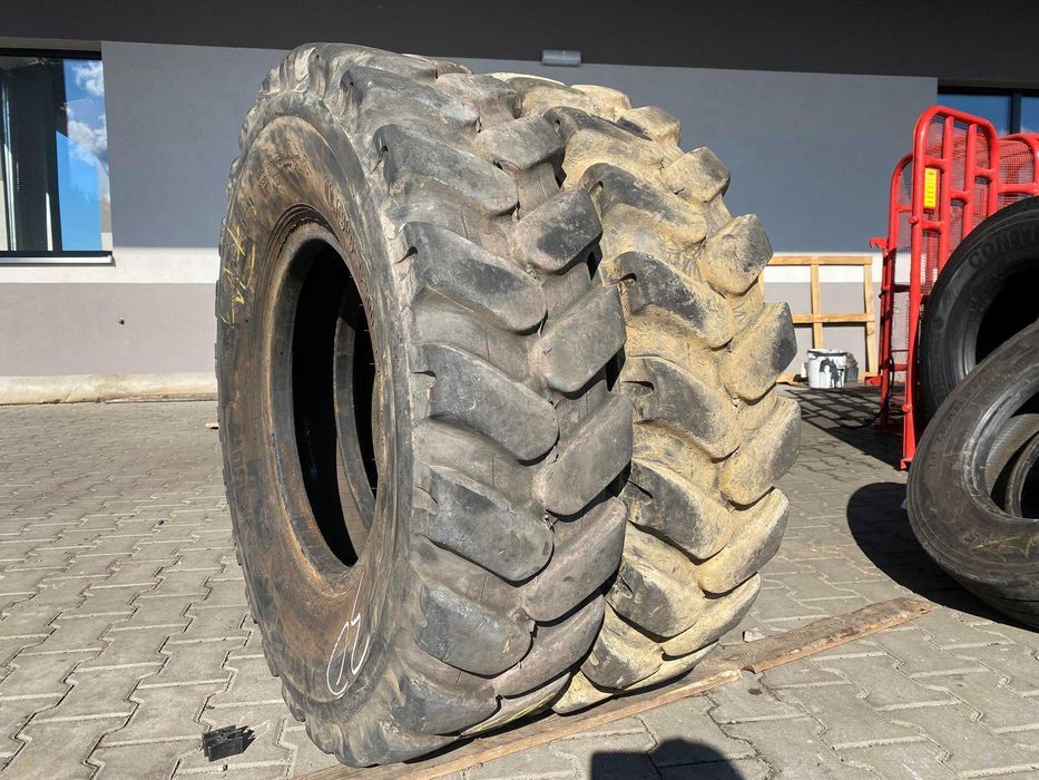 Opona do koparki kołowej 11.00-20 CAMSO / 90% Bieżnika Opona do koparki kołowej 11.00-20 CAMSO / 90% Bieżnika