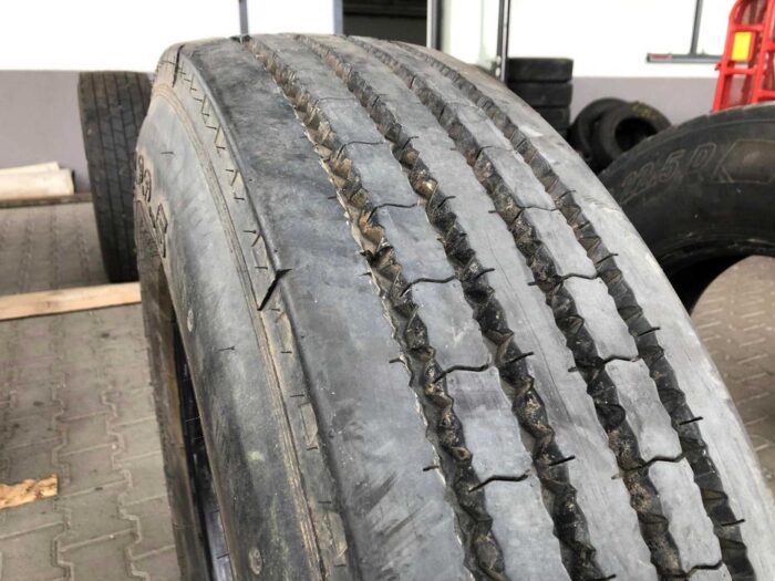 Opona ciężarowa 11R22.5 BARUM BF12 ROAD FRONT / 13-14mm
