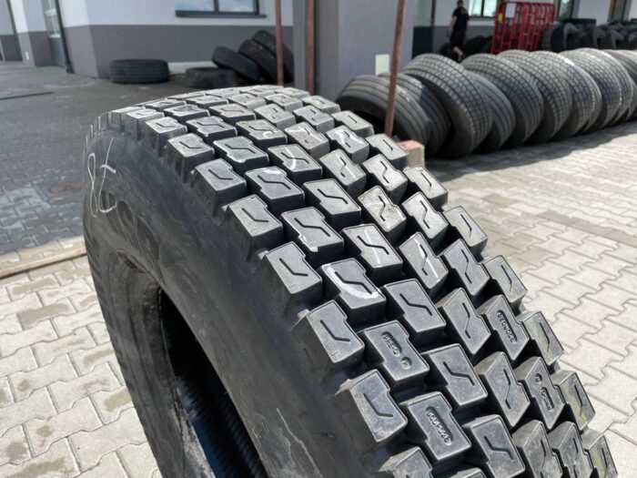Opona ciężarowa 11R22.5 BIEŻNIKOWANA TYP MICHELIN XDE2 / 100% Bieżnika