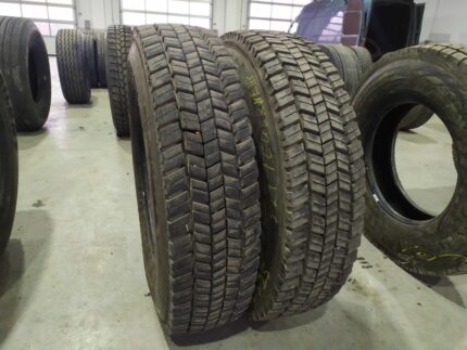  Opony ciężarowe 11R22.5 SEMPERIT TRANS-STEEL / 18mm