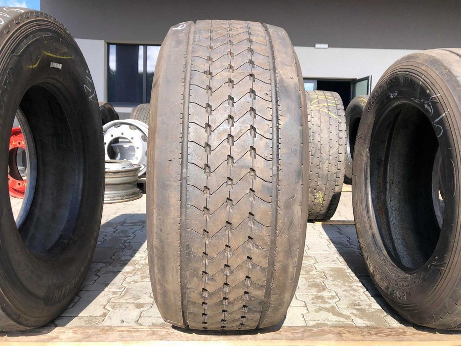 Opony ciężarowe 355/50R22.5 GOODYEAR KMAX S / 10-12mm Opony ciężarowe 355/50R22.5 GOODYEAR KMAX S / 10-12mm