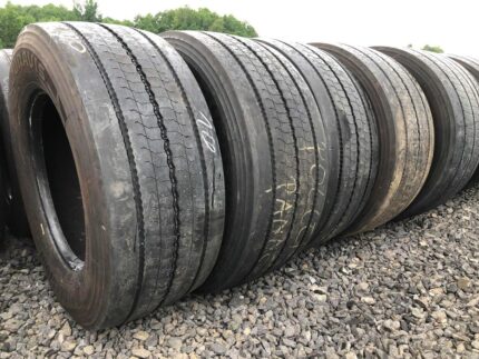  Opony używane do ciężarówki 385/55R22.5 BRIDGESTONE DURAVIS R-STEER 002 8-11mm