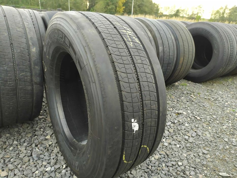Opona używana do ciężarówki 385/55R22.5 BRIDGESTONE ECOPIA H-STEER 002 / 10-12mm Opona używana do ciężarówki 385/55R22.5 BRIDGESTONE ECOPIA H-STEER 002 / 10-12mm