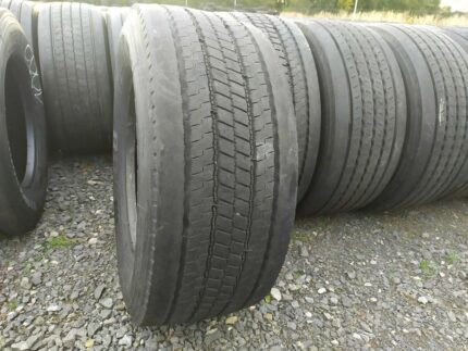  Opona używana do ciężarówki 385/55R22.5 BRIDGESTONE M788 / 10-12mm