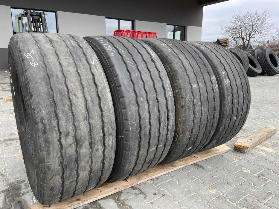 Opony używane do ciężarówki 385/55R22.5 BRIDGESTONE R168 / 8-10mm Opony używane do ciężarówki 385/55R22.5 BRIDGESTONE R168 / 8-10mm