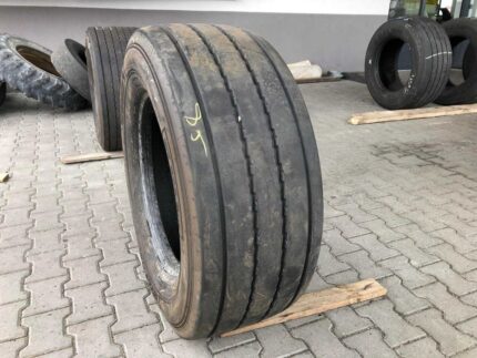 Opona używana do ciężarówki 385/55R22.5 BARUM BT200 ROAD / 9-11mm