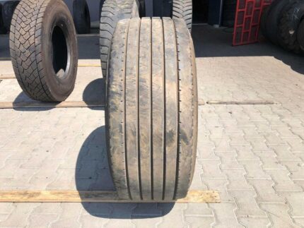  Opona używana do ciężarówki 385/55R22.5 ATHOS HG2155 / 11-13mm