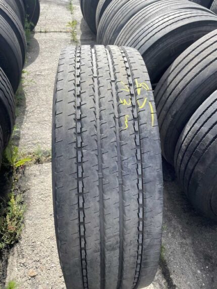 Opona używana do ciężarówki 315/70R22.5 DOUBLE COIN RR202 / 13mm