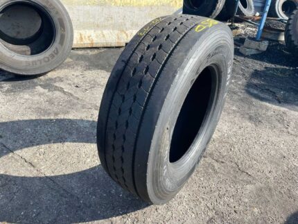  Opona używana do ciężarówki 315/70R22.5 GOODYEAR KMAX S GEN-2 / 12-13mm