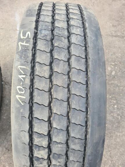 Opona używana do ciężarówki 315/70R22.5 PIRELLI FR:01 / 10-11mm