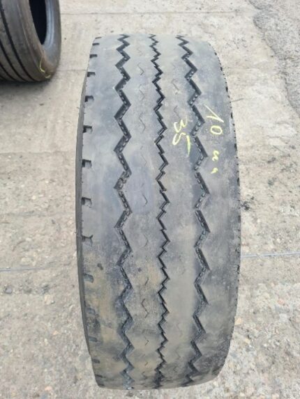 Opona używana do ciężarówki 315/70R22.5 DOUBLESTART DSR165 / 10 mm