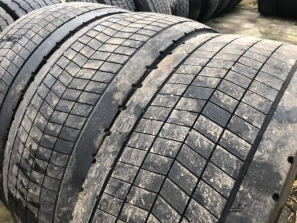  Opony używane do ciężarówki 295/55R22.5 CONTINENTAL ECOPLUS HD3 / 5-6mm