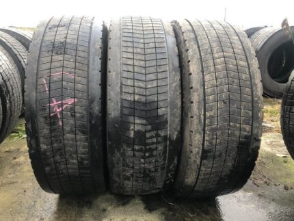 Opony używane do ciężarówki 295/55R22.5 CONTINENTAL ECOPLUS HD3 / 5-6mm