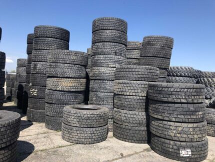  Opony używane do ciężarówki 295/60R22.5 CONTINENTAL NAPĘDOWE