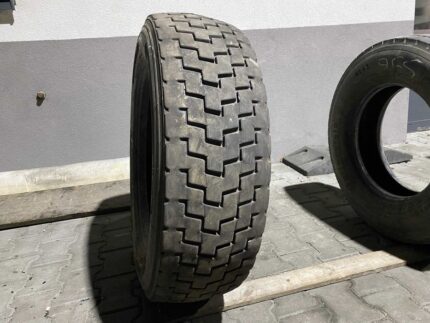 Opona używana do ciężarówki 295/60R22.5 BARKLEY BL806 / 7-10mm