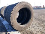 Opony używane do ciężarówki 295/60R22.5 BIEŻNIKOWANA BANDAG TYP KOSTKA / 10-13mm