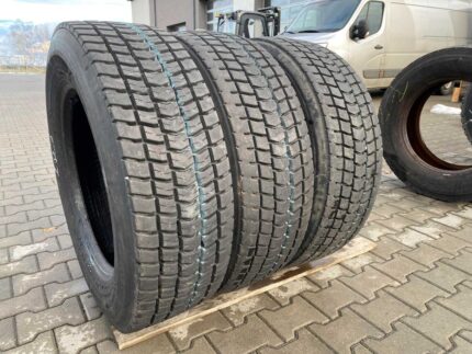  Opony używane do ciężarówki 295/60R22.5 BIEŻNIKOWANA KRAIBURG K-74 / 12-15mm