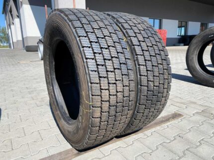  Opony używane do ciężarówki 295/60R22.5 BIEŻNIKOWANA RINGTREAD TYP KOSTKA / 17-19