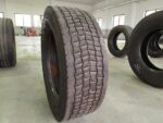 Opona używana do ciężarówki 295/60R22.5 CONTINENTAL HD HYBRID / 5-6mm