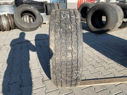  Opona używana do ciężarówki 295/60R22.5 CONTINENTAL HD HYBIRD / 6-7mm