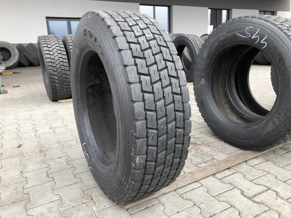Opona używana do ciężarówki 295/60R22.5 LEAO D915 / 10-12mm Opona używana do ciężarówki 295/60R22.5 LEAO D915 / 10-12mm