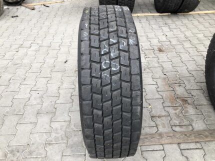 Opona używana do ciężarówki 295/60R22.5 LEAO D915 / 10-12mm