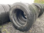 Opony używane do ciężarówki 295/60R22.5 BIEŻNIKOWANA TYP KOSTKA / 10-11mm