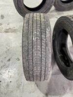 Opona używana do ciężarówki 295/60R22.5 BIEŻNIKOWANA TYP BRIDGESTONE M749 / 7-9mm