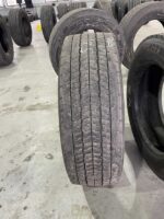 Opona używana do ciężarówki 295/60R22.5 BIEŻNIKOWANA TYP BRIDGESTONE M749 / 7-9mm