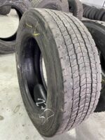 Opona używana do ciężarówki 295/60R22.5 BIEŻNIKOWANA TYP BRIDGESTONE M749 / 7-9mm