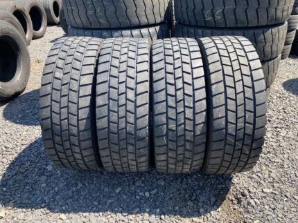  Opony używane do ciężarówki 295/60R22.5 SEMPERIT EURO-DRIVE / Pogłębiany Bieżnik