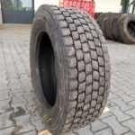  Opona używana do ciężarówki 295/60R22.5 BIEŻNIKOWANA TYP BRIDGESTONE R-DRIVE 001 / 10-12 mm