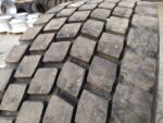 Opona używana do ciężarówki 295/60R22.5 BIEŻNIKOWANA TYP BRIDGESTONE R-DRIVE 001 / 10-12 mm