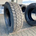  Opona używana do ciężarówki 295/60R22.5 BIEŻNIKOWANA TYP BRIDGESTONE R-DRIVE 002 / 13mm
