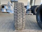 Opona używana do ciężarówki 295/60R22.5 BIEŻNIKOWANA TYP BRIDGESTONE R-DRIVE 002 / 13mm